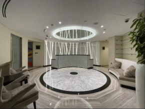 AMBASSADOR SUITE CAPITAL BAY- Discount available